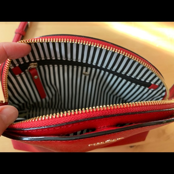 Kate Spade purse, red never used - Picture 4 of 5